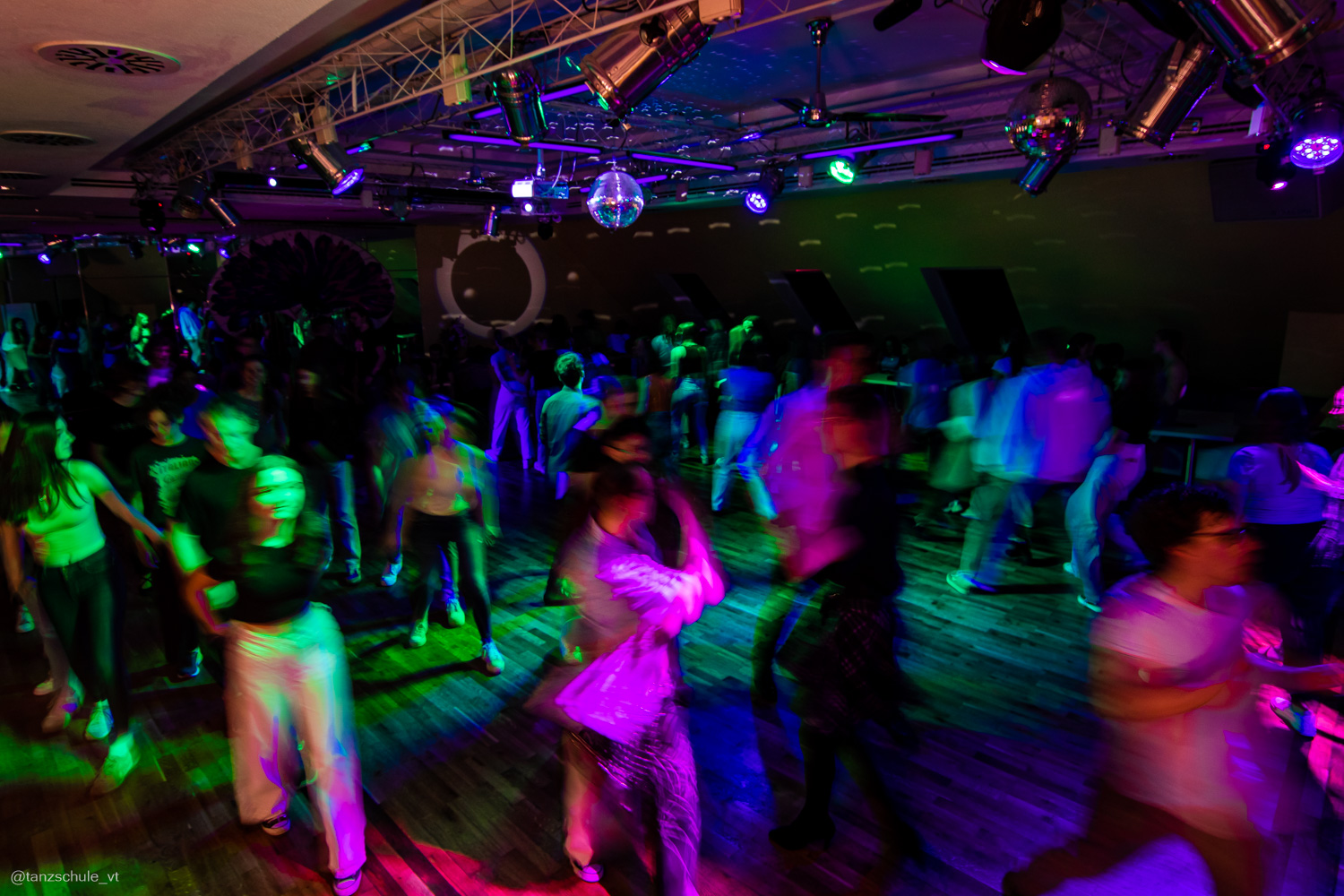 20230401 Tanzparty 5186